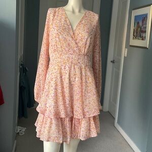 Feminine and flirty dress.